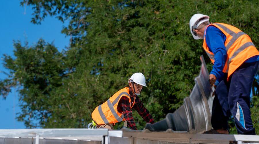 Roof maintenance in Wasta, SD